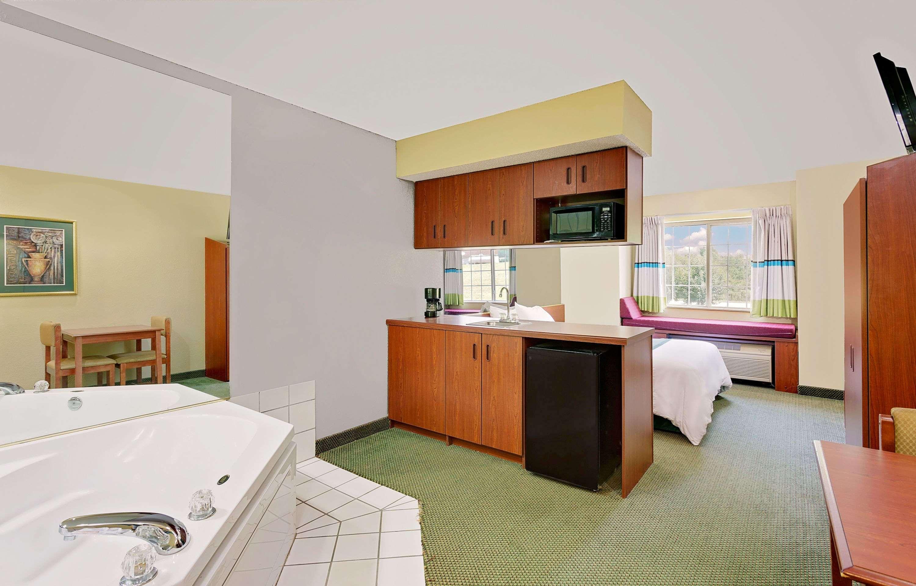 Microtel Inn & Suites By Wyndham Thomasville Luaran gambar